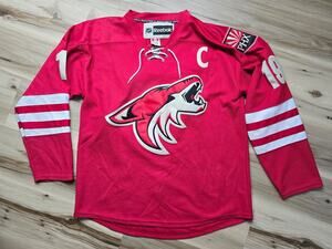 Arizona Coyotes Shane Doan Jersey CCM Reebok Fight Strap Size 52